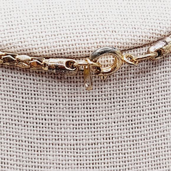 Vintage Heart Mesh Locket Necklace Gold Tone 29" Chain Long Pendant - Picture 5 of 8